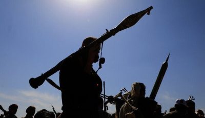 الحوثيون يصعّدون: ضربة جديدة تستهدف مطار بن جوريون وسط تصاعد التوتر!