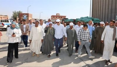خلال تفقده صومعة البهنسا ببنى مزار محافظ المنيا يتابع منظومة توريد القمح