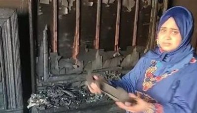نجوت بأعجوبة.. متضررة من منزل سقط عليه سلك كهرباء ضغط عالي بكفر الشيخ: بيتنا اتحرق واتخرب| بث مباشر