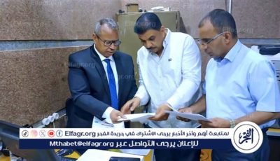 السكرتير المساعد فى أولى جولات يتفقد المراكز التكنولوجية لخدمة المواطني بسوهاج