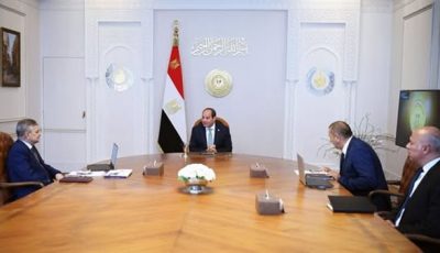 الرئيس السيسي يطلع على تطورات قناة السويس ويؤكد أهمية تعزيز قدراتها