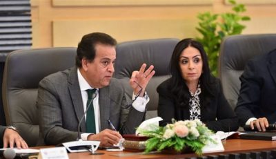 “عبدالغفار” يترأس اجتماع اللجنة الوزارية لوضع محددات العدالة الاجتماعية لاستحقاق الدعم